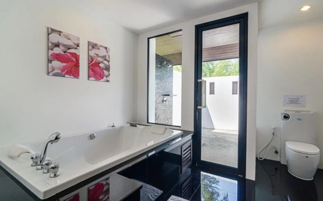 Ocean Breeze Residence