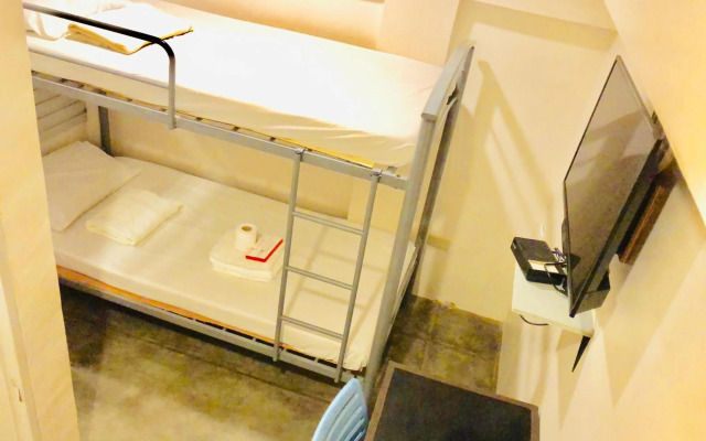 Hometown Hotel Bacolod - Lacson