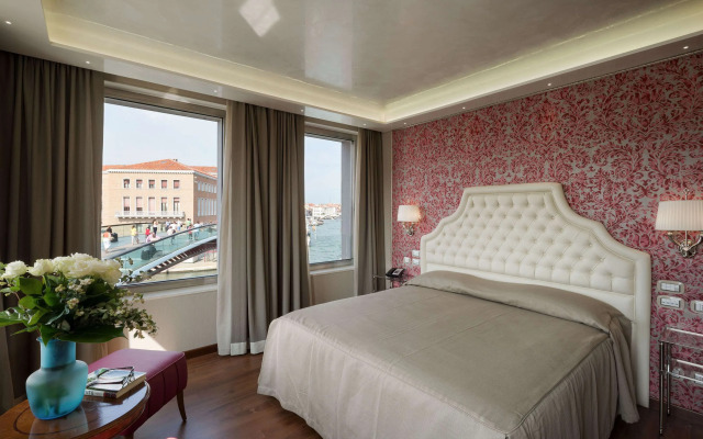 Santa Chiara Hotel