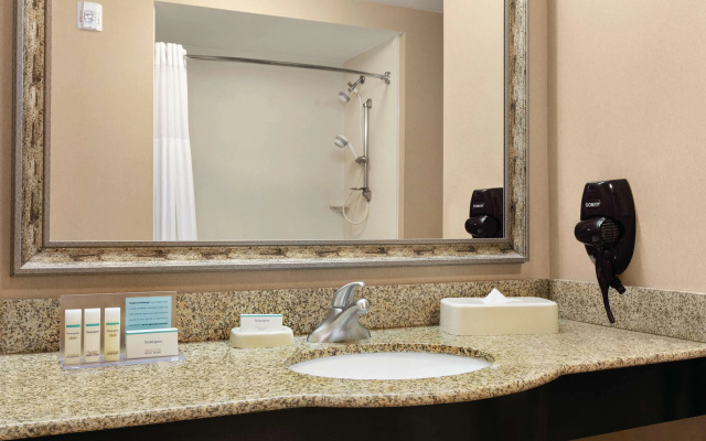 Hampton Inn & Suites Enid