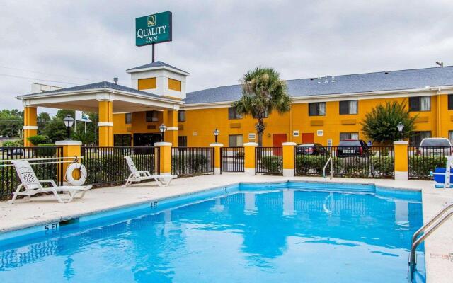 Quality Inn near University of Mobile