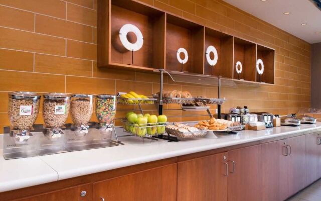 Springhill Suites Pittsburgh Southside Works