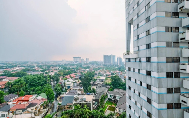 Elegant And Homey 3Br At Bona Vista Apartment