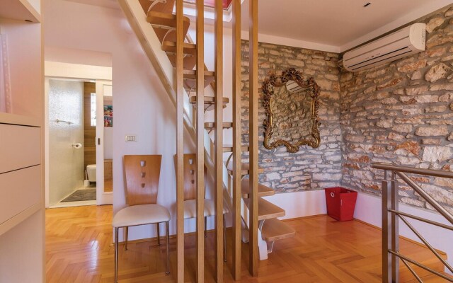 Nice Home in Pula With Wifi and 4 Bedrooms
