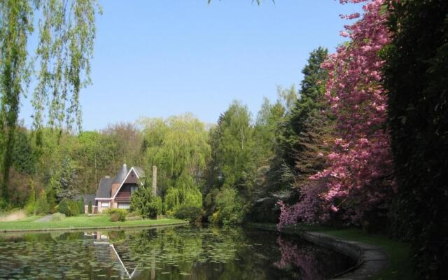 Hotel Lodewijk Van Male