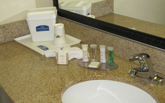 Howard Johnson Express Inn - Tallahassee