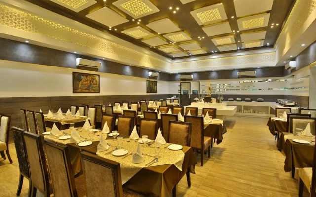 Jhansi Hotel