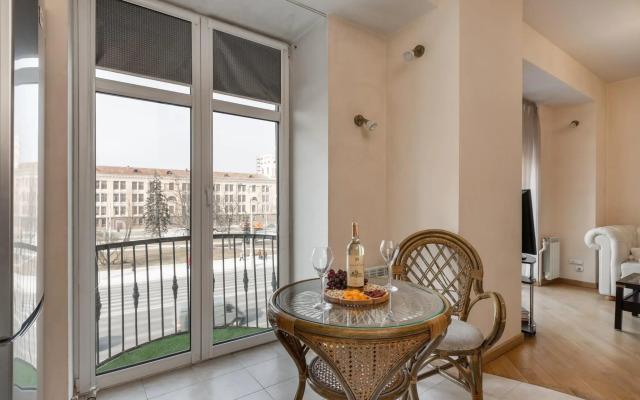 Apartments on Independence Avenue 48