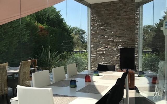 Super Villa With Private Pool in Isola Albarella by Beahost Rentals