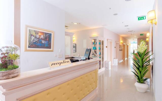 Hotel President Solin