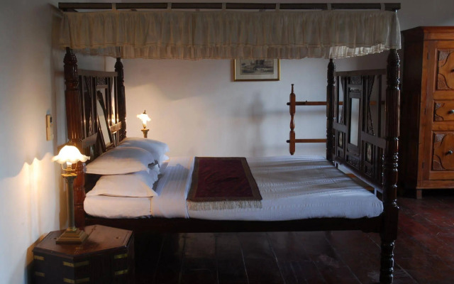 The Old Courtyard Hotel