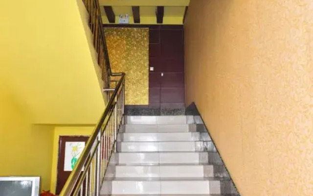 Gongyi Yifeng Express Hotel