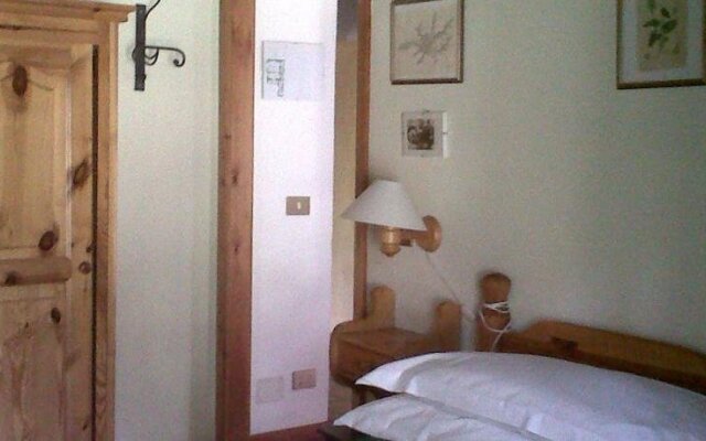Hotel Residence Lago Laux