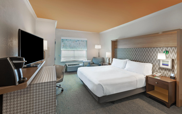 Holiday Inn & Suites McKinney - N Allen by IHG