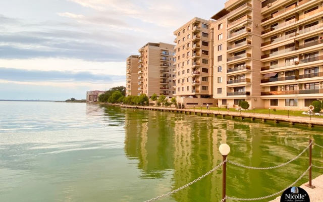 Deluxe Nicolle Solid Residence Mamaia