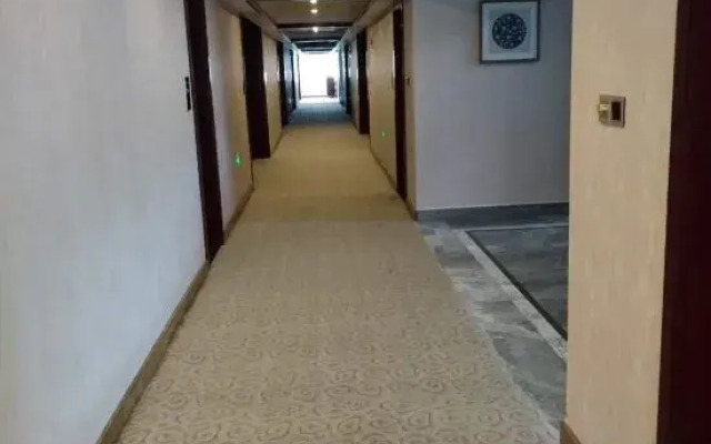 Yueliangwan Yinxiang Hotel