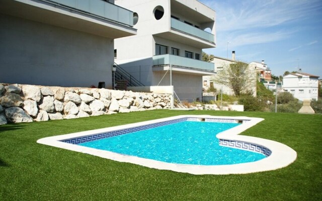 House With 5 Bedrooms in Calafell, With Wonderful sea View, Private Po