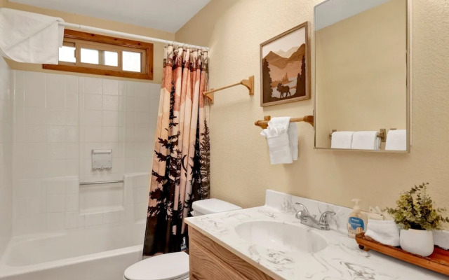 Alpine Adventure #2166