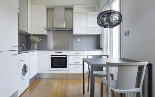 Mirakruz Terrace Apartment by FeelFree Rentals