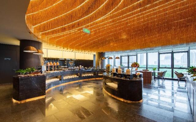 Madison Hotel Qingdao West Coast City Balcony