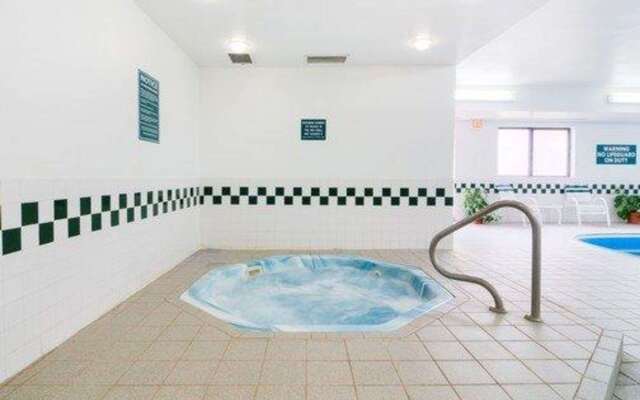 Comfort Inn Morris I-80