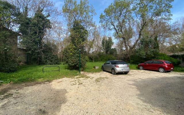 Secluded Apartment in Aix en Provence With Garden