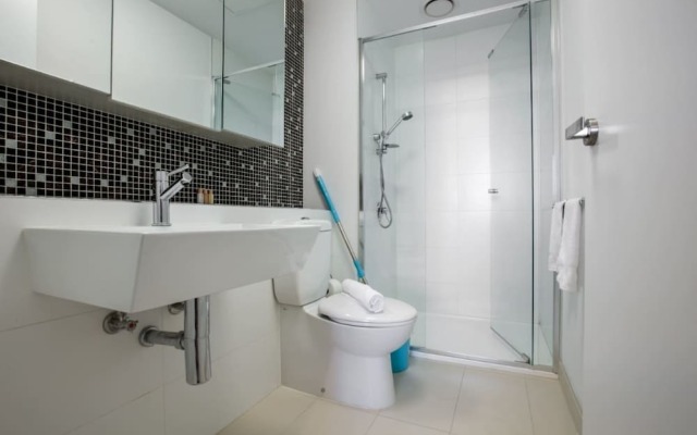 Lovely Home Close To South Cross Designer Apartment