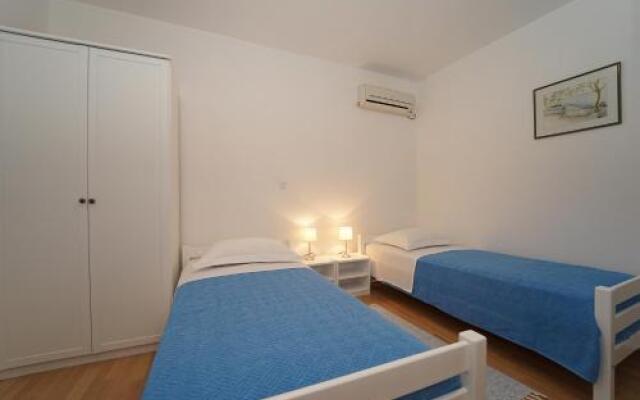 Apartments Bisko