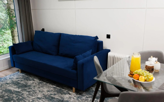 Времена Года Village (Виладж)