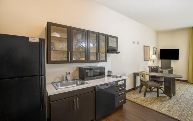 Candlewood Suites Omaha - Millard Area, an IHG Hotel