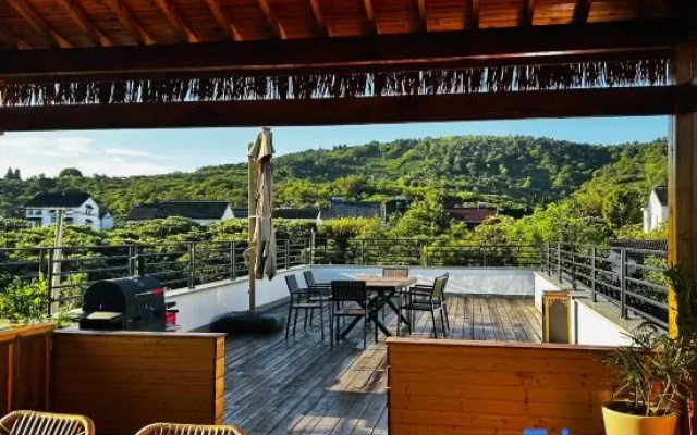 Starry Sleep · Heron View Terrace Homestay (Taihu West Hill Island Scenic Area) – Outside – Suzhou