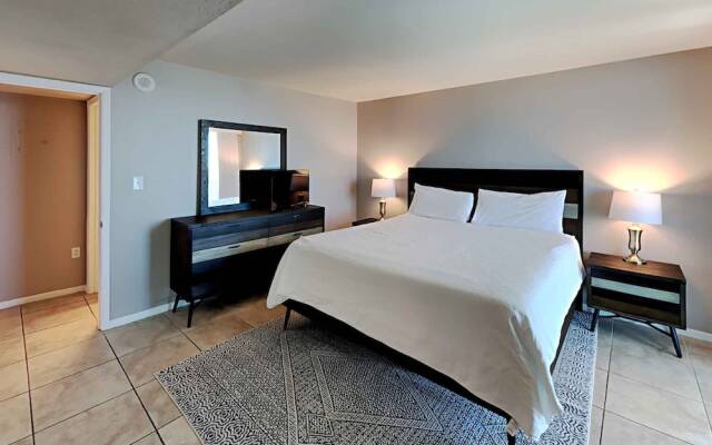 Sabine Yacht & Racquet by Southern Vacation Rentals