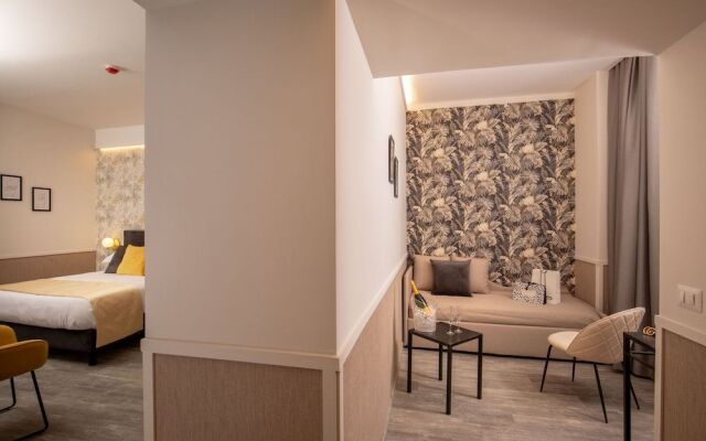 Sophie Terrace Hotel