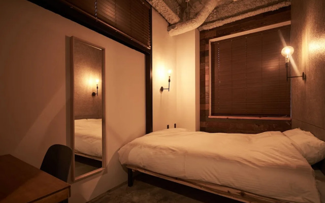 mizuka Imaizumi 5 - unmanned hotel