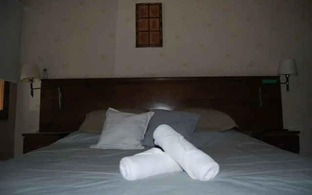 Cosmo Mendoza Suites