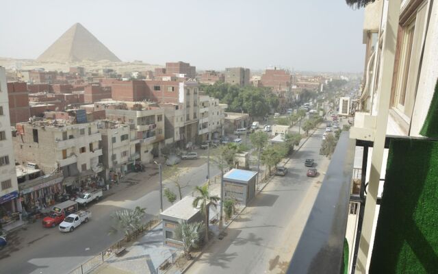 Ali Pyramids Inn