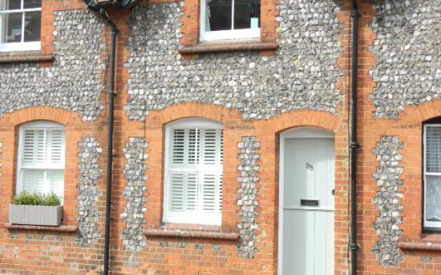 Cosy Cottage in Central Henley-on-Thames