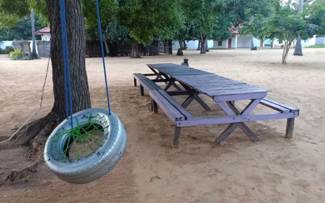 Sunset Safari & Resort