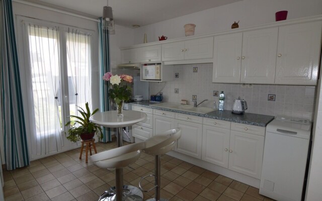 Charming Holiday Home In Denneville With Garden