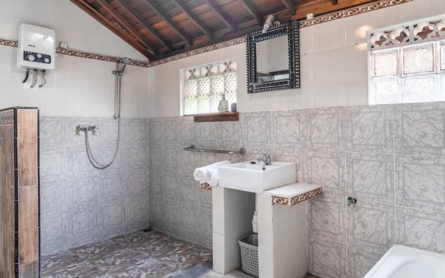 Sari Bamboo Bungalows