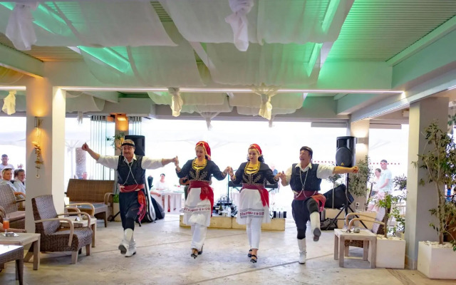 Glaros Beach Hotel