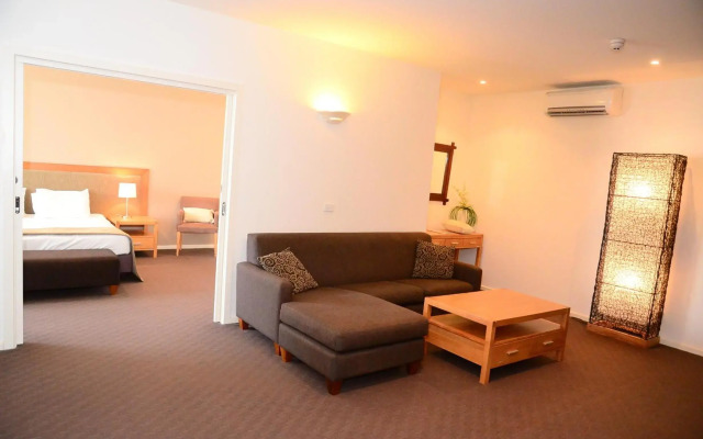 Mornington Hotel