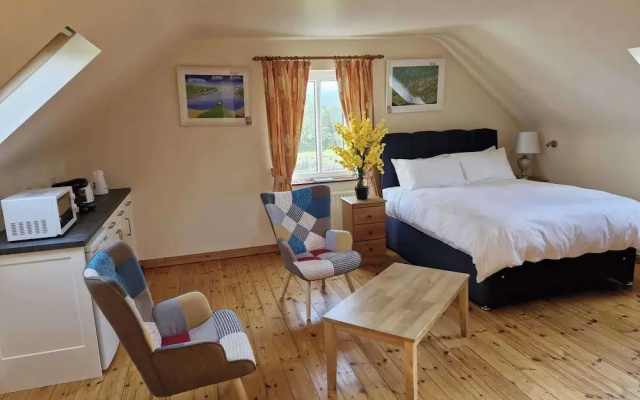 Villa Daffodil - Sleeps 2 & Stunning Seaside Views