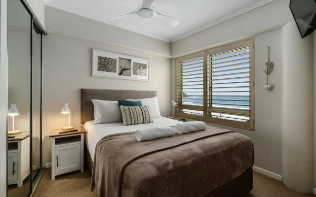 Rolling Surf Resort