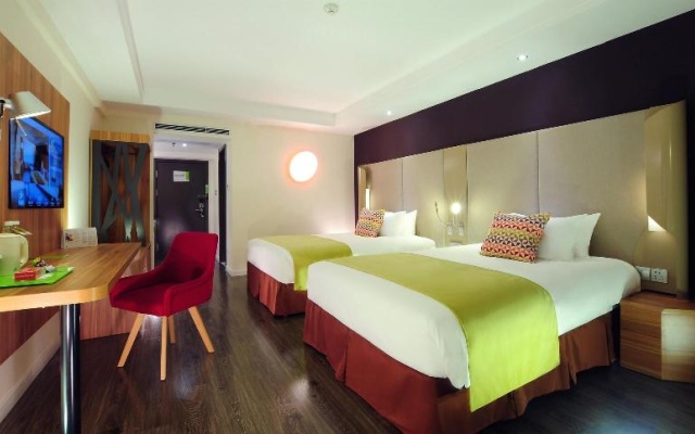 Campanile Hotel Xi An Giant Wild Goose Pagoda