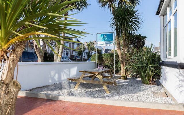 Oasis House