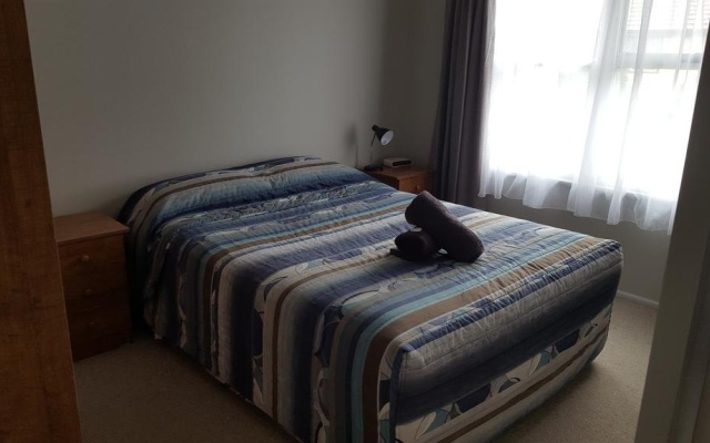 Echo Beach Tourist Park – Guest Rooms – Lakes Entrance