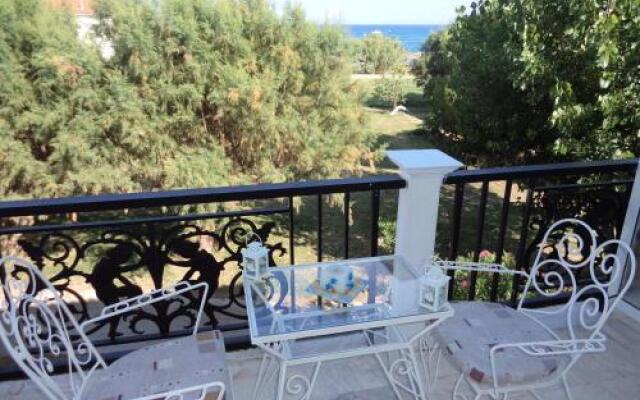 Renesis Studios & Apartments