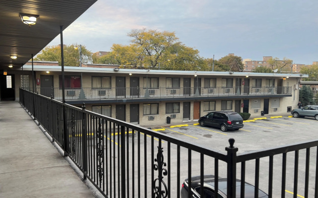 Best Motel By OYO Chicago I-90