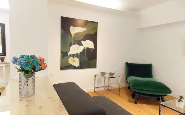 Plaka Hidden Jewel - Acropolis